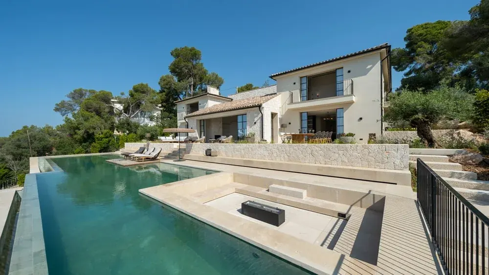 Villa mediterránea con piscina en Mallorca